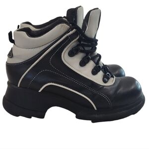 Sporto Snow/Hiking Boots. Black Gray.  Size 7.5